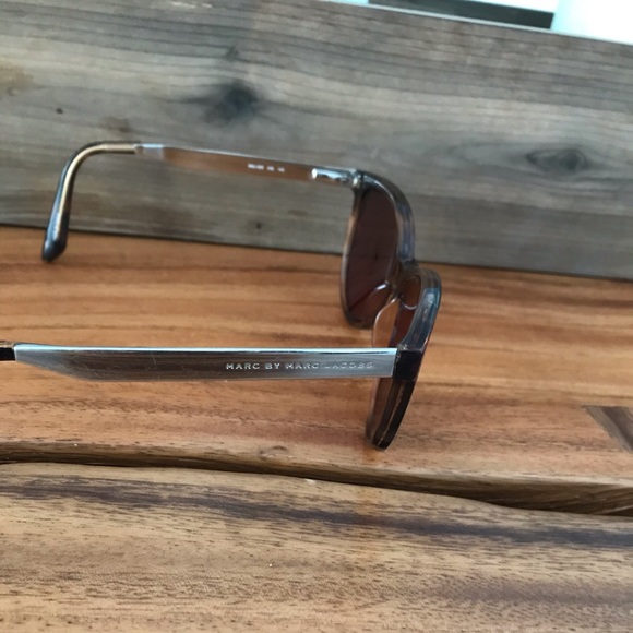 Marc Jacobs prescription sunglasses - Picture 2 of 6